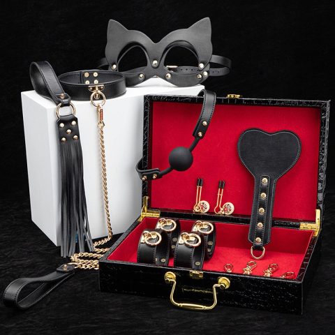 High - end SM props, 8 - piece genuine leather set with box, including bondage handcuffs, traction collars, punishment and training whips, adult products